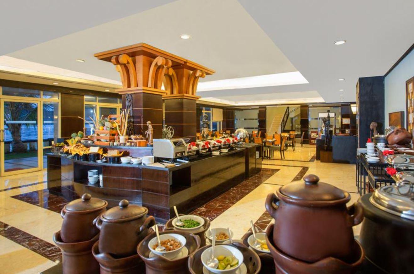 Swiss-Belhotel Papua Jayapura Exterior foto