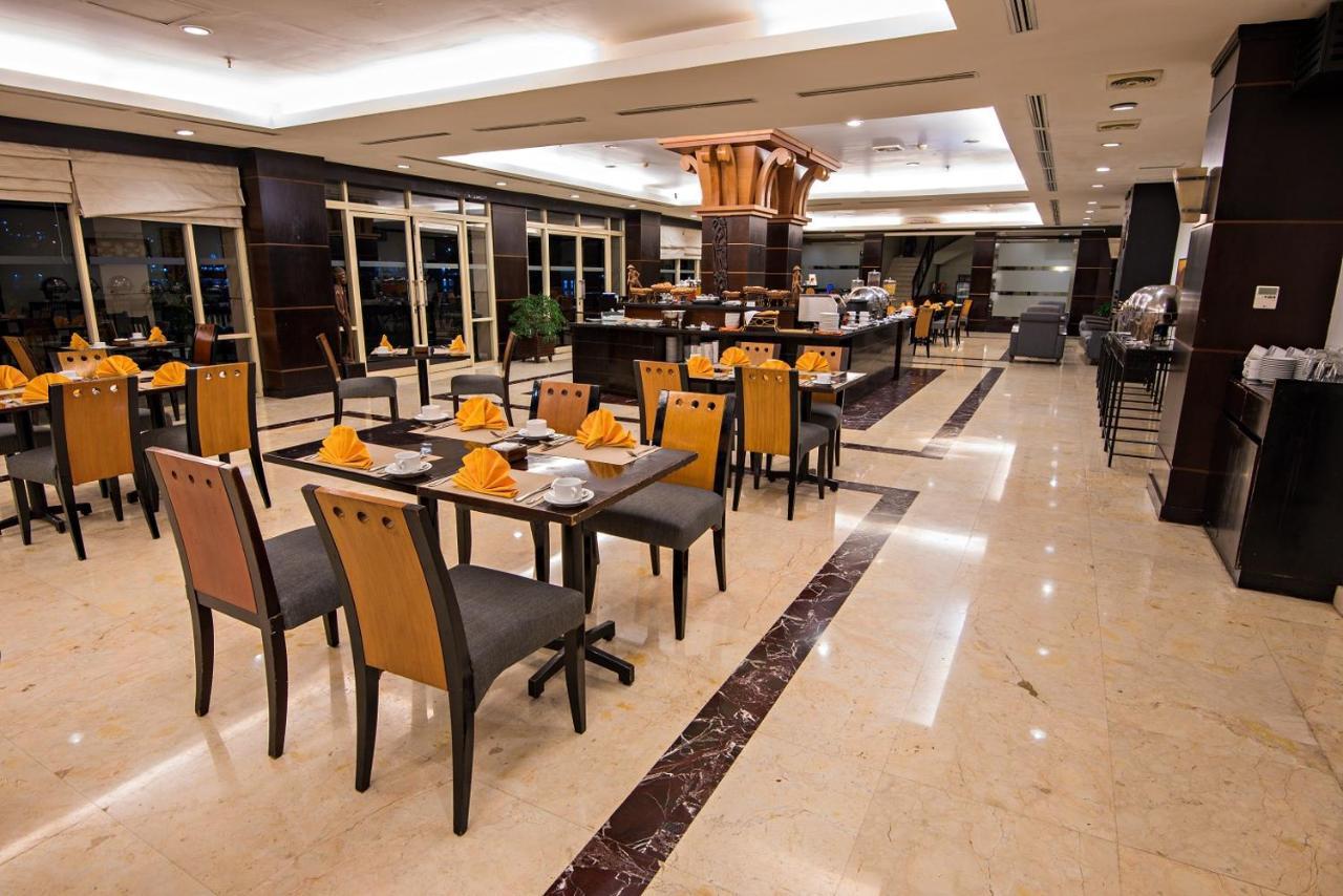 Swiss-Belhotel Papua Jayapura Exterior foto